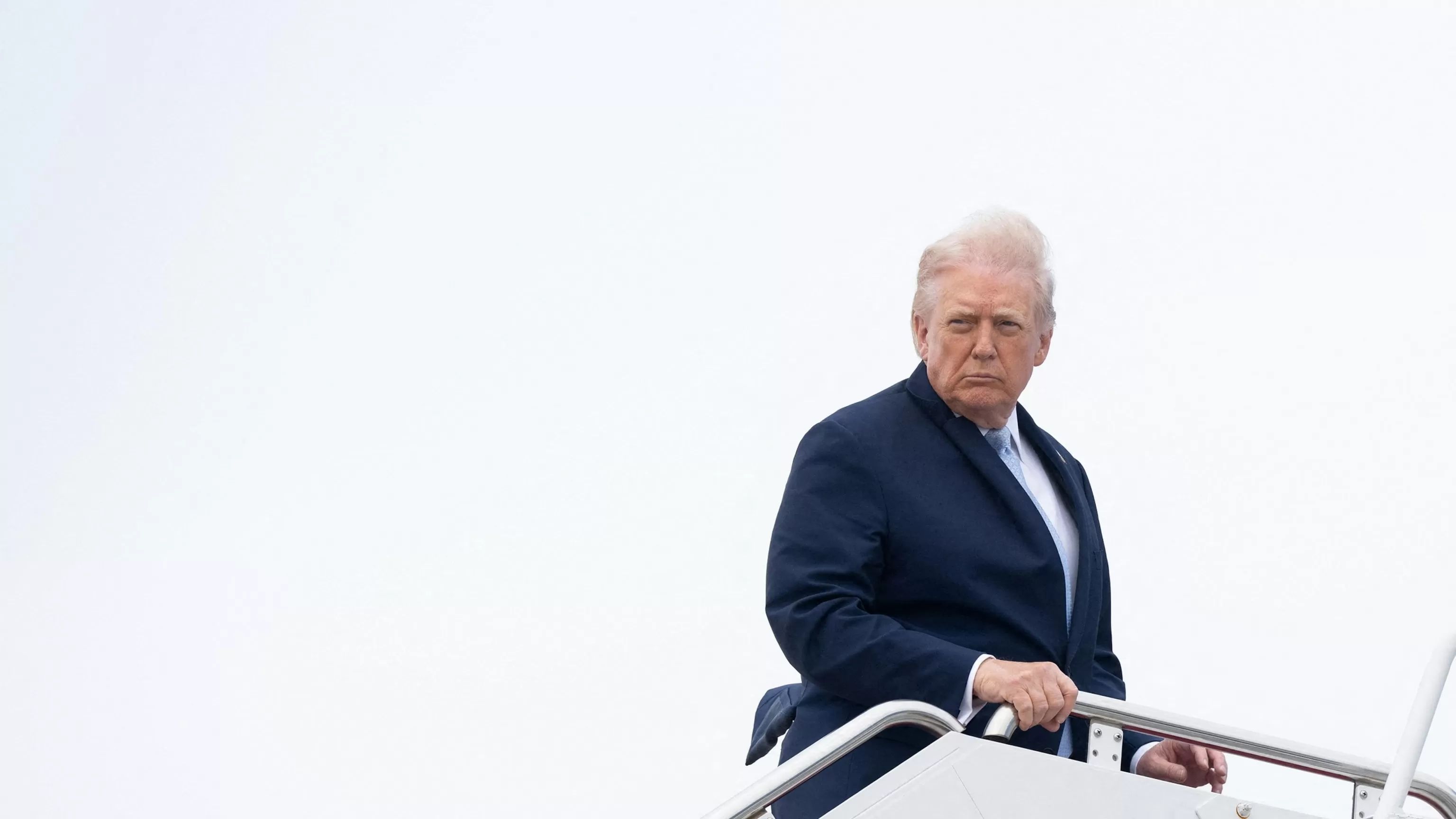 Trump threatens to put ICE agents in airports starting Monday amid DHS shutdown