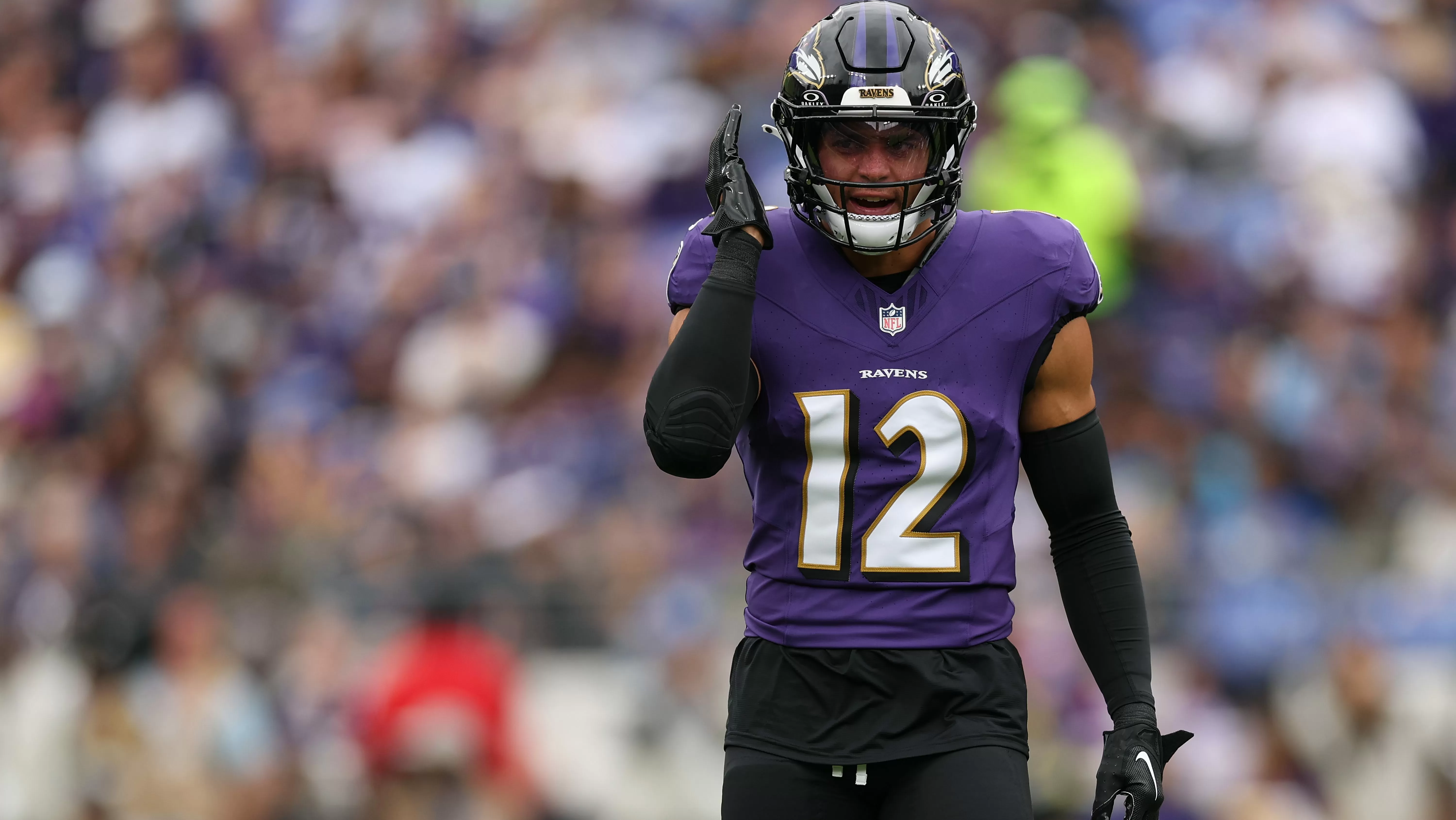 Chiefs Sign Rival Safety for $25 Million to Replace Bryan Cook