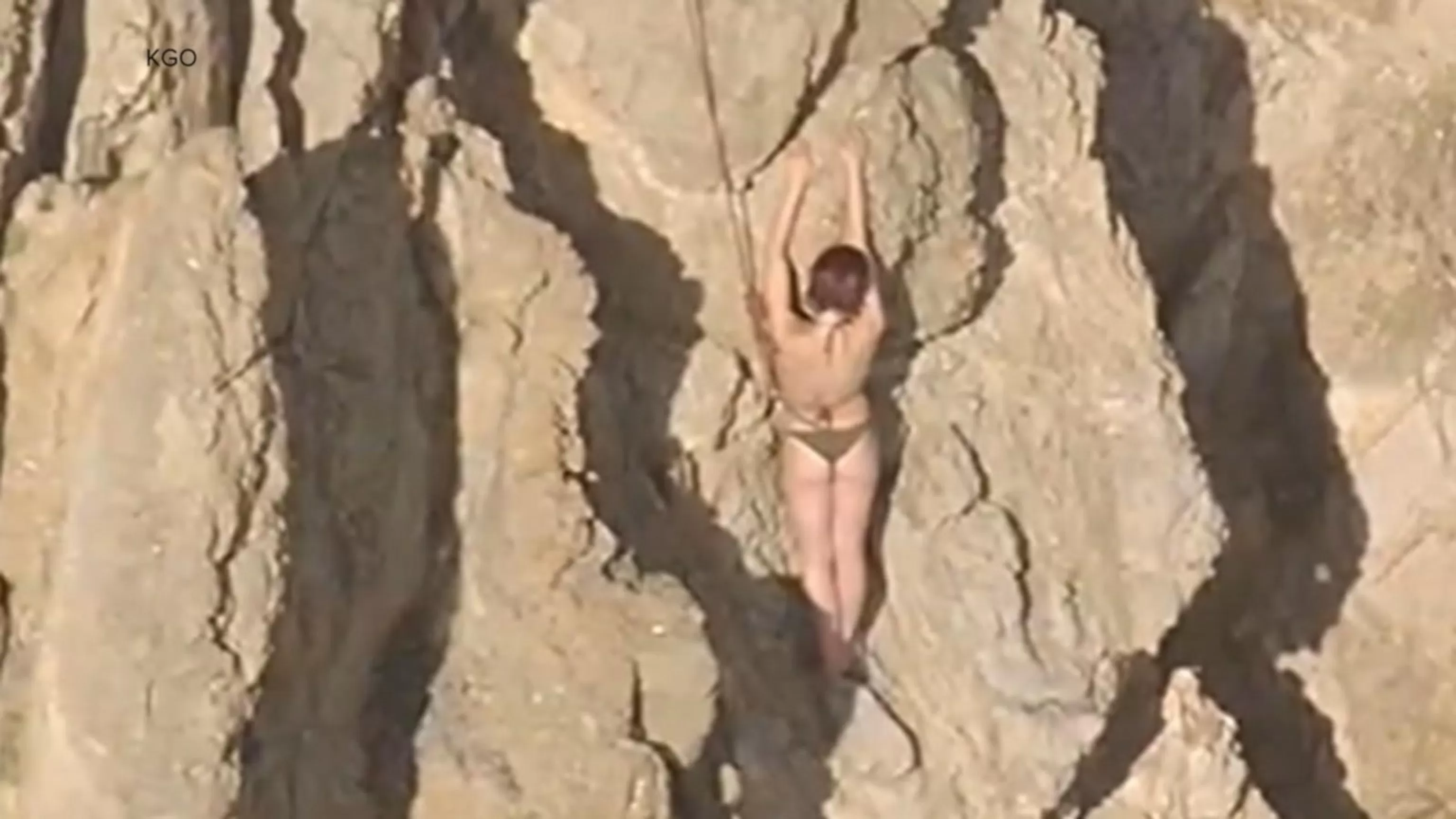 WATCH: San Francisco firefighter rescues woman from coastal cliff