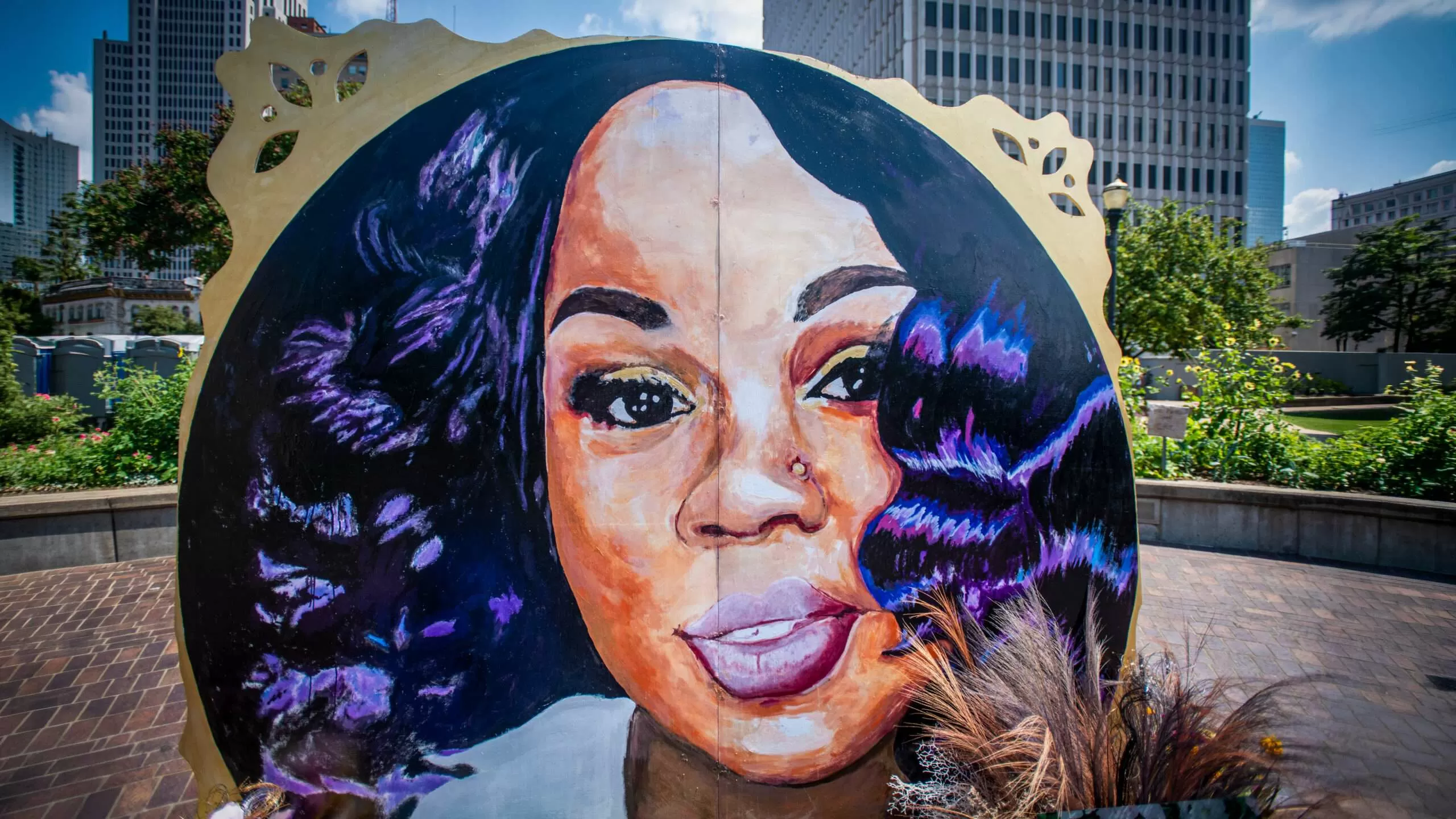 The DOJ Wants To Drop Charges Against 2 Cops Who Played a Crucial Role in Breonna Taylor's Death