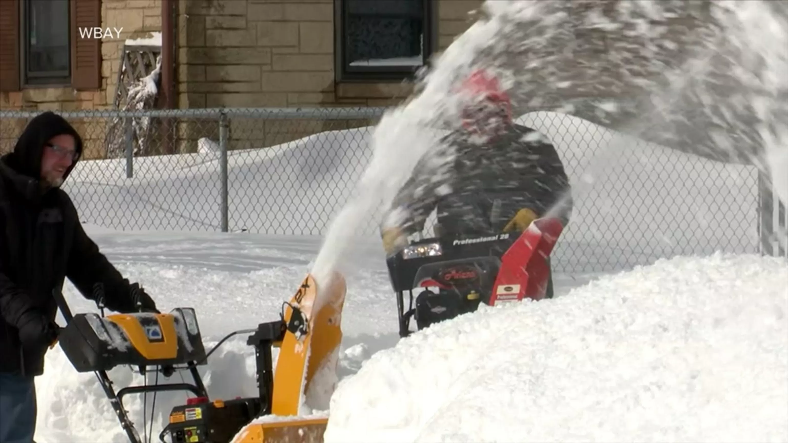 WATCH:  Winter storm snarls travel as strong winds lash Eastern US
