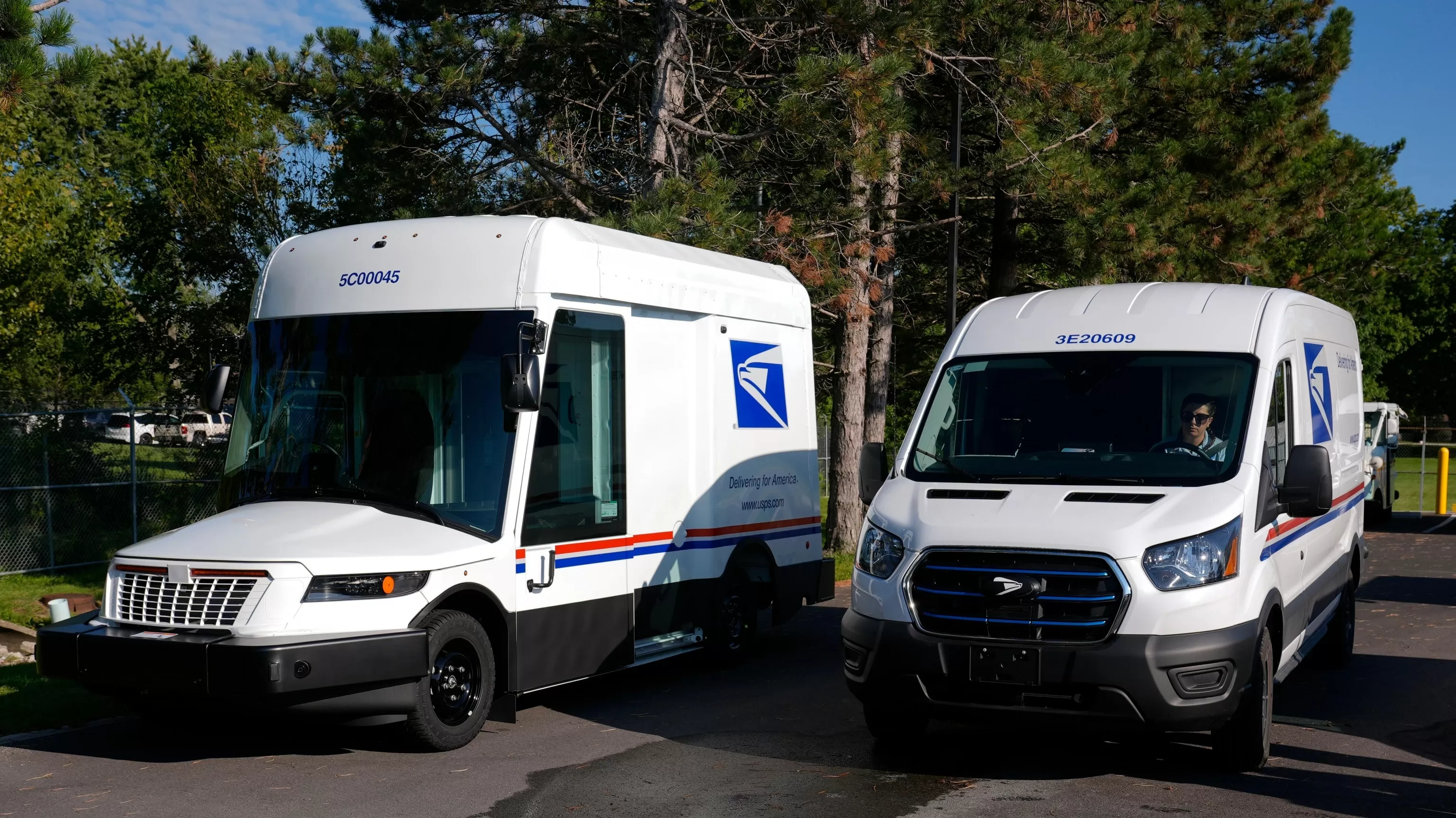 USPS seeks temporary 8% charge on Priority Mail and other products