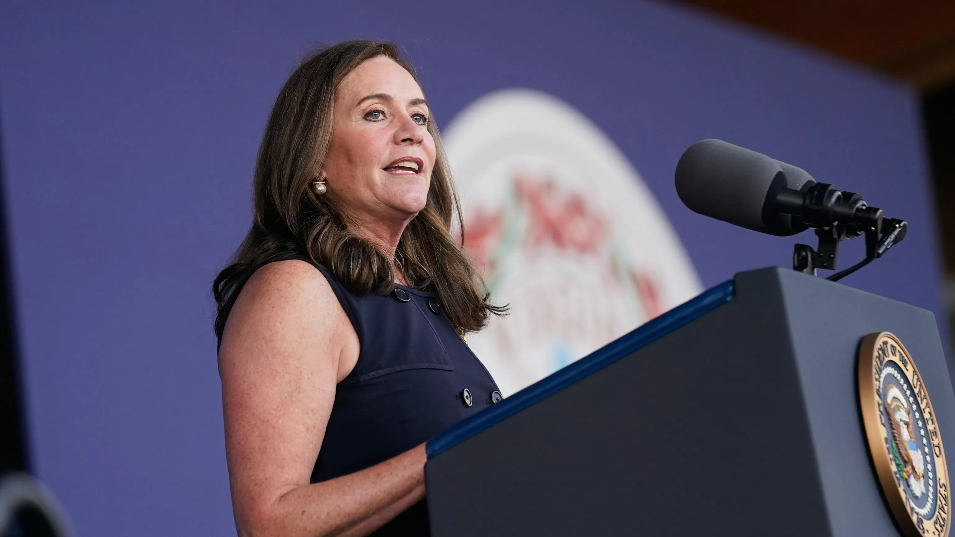 Virginia's former first lady to run for Congress in newly drawn district