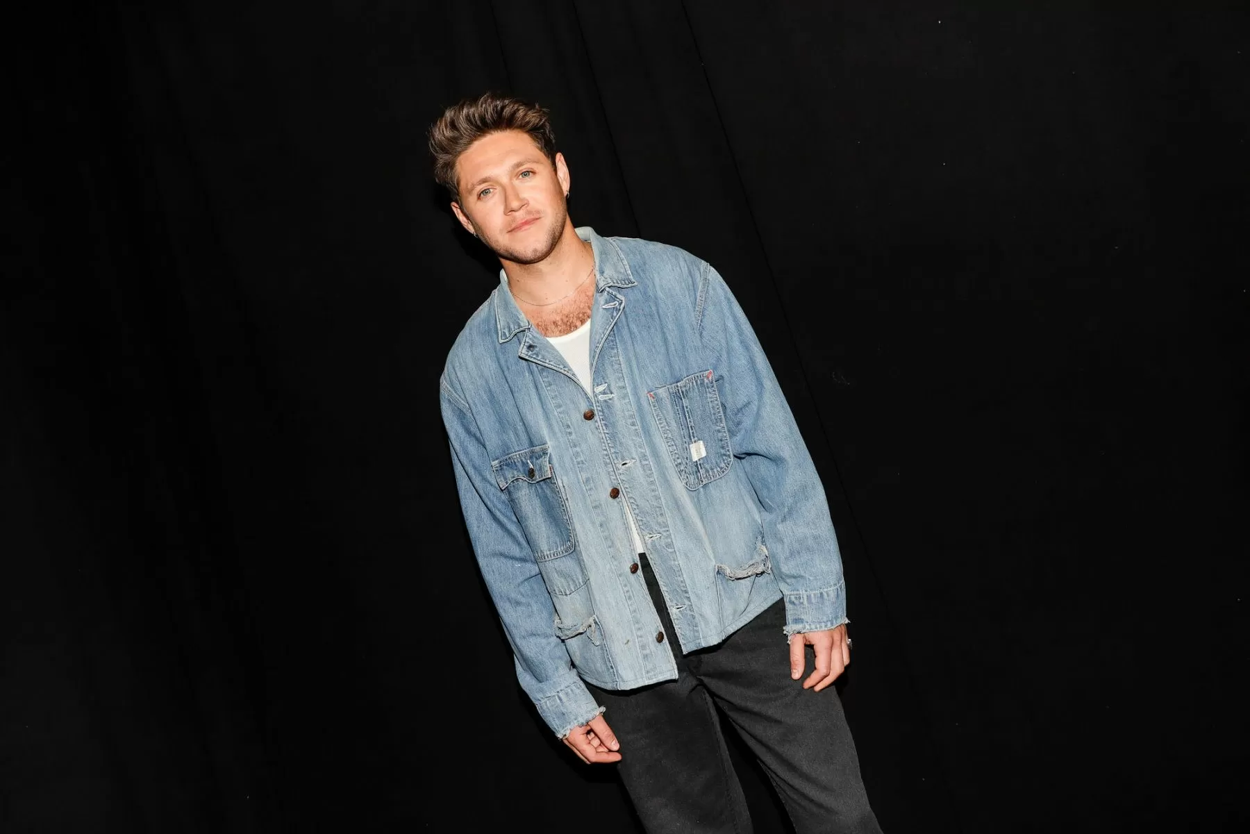 Niall Horan Sets Table For Emotional ‘Dinner Party’ Single From Fourth Solo LP About The Moment That ‘Changed The Course’ Of His Life