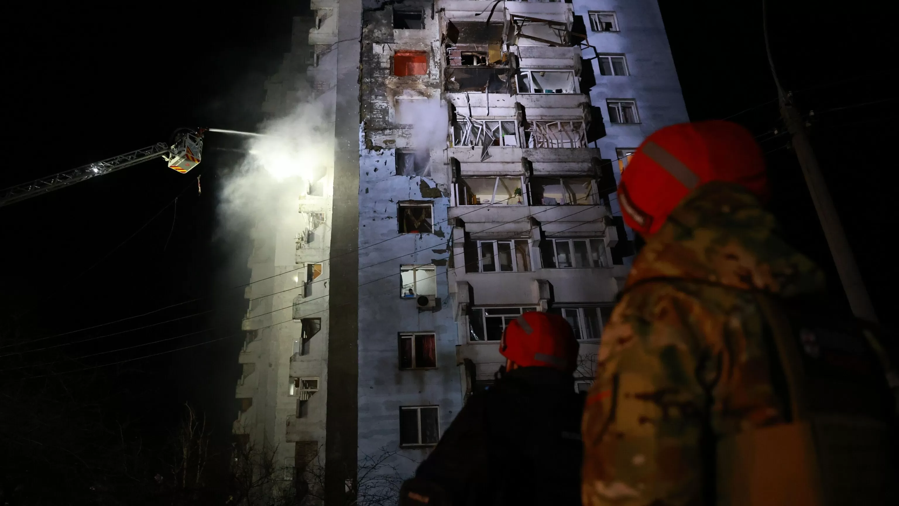 Russia fires nearly 400 drones at Ukraine with signs its spring offensive has started