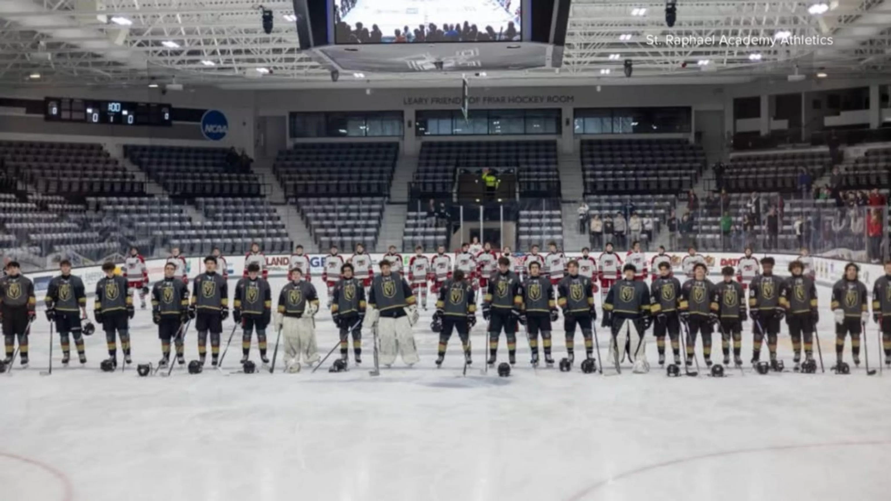 WATCH: David Muir shares moment high school hockey player scores goal sending team to finals