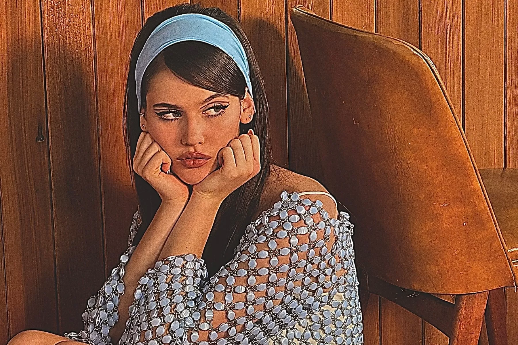 Sienna Spiro Reveals Meaning Behind Gorgeous New Single ‘The Visitor’: ‘It Took Me 9 Attempts to Articulate This Feeling’