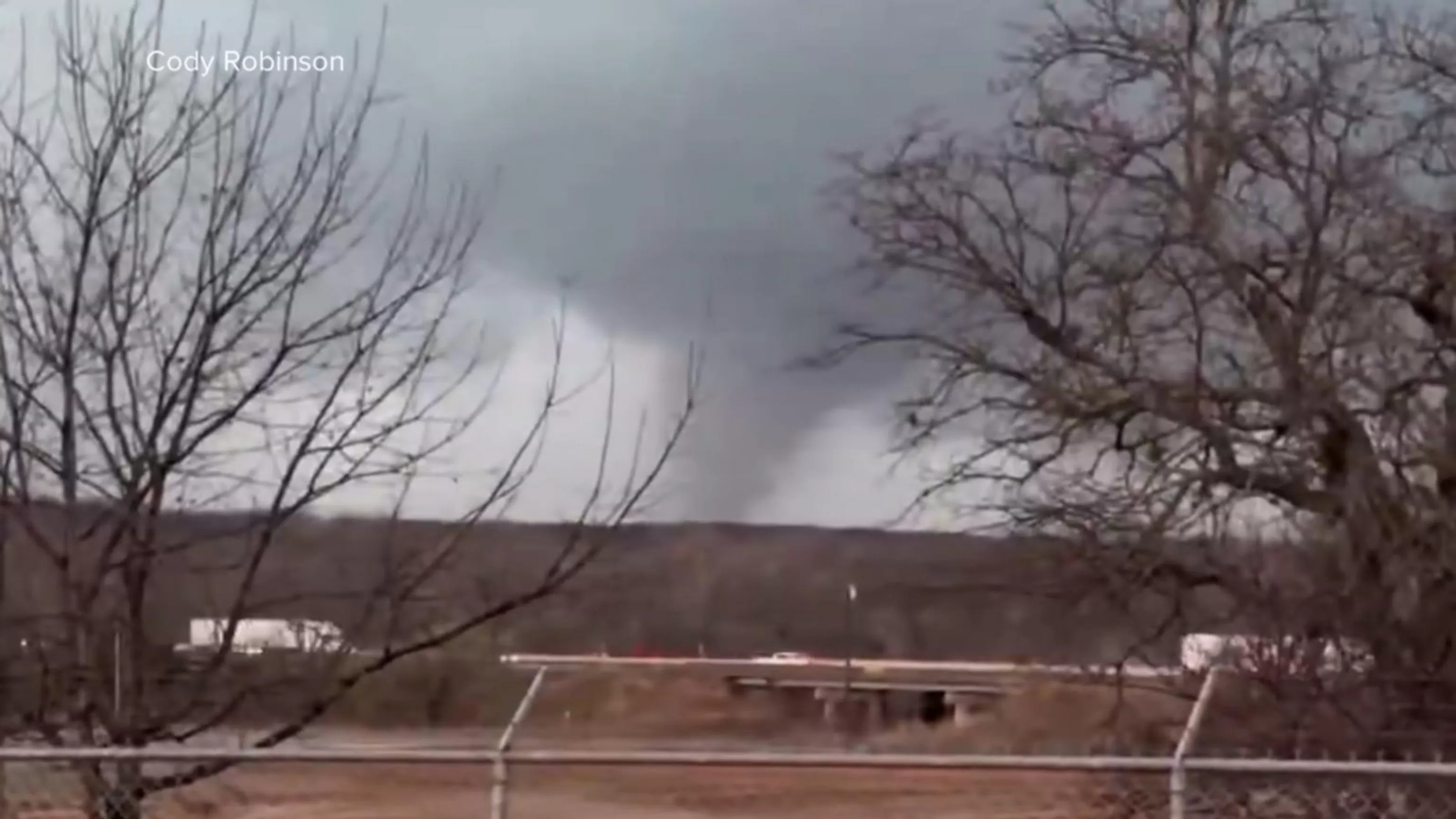 WATCH: 4 killed Friday from tornadoes in Michigan