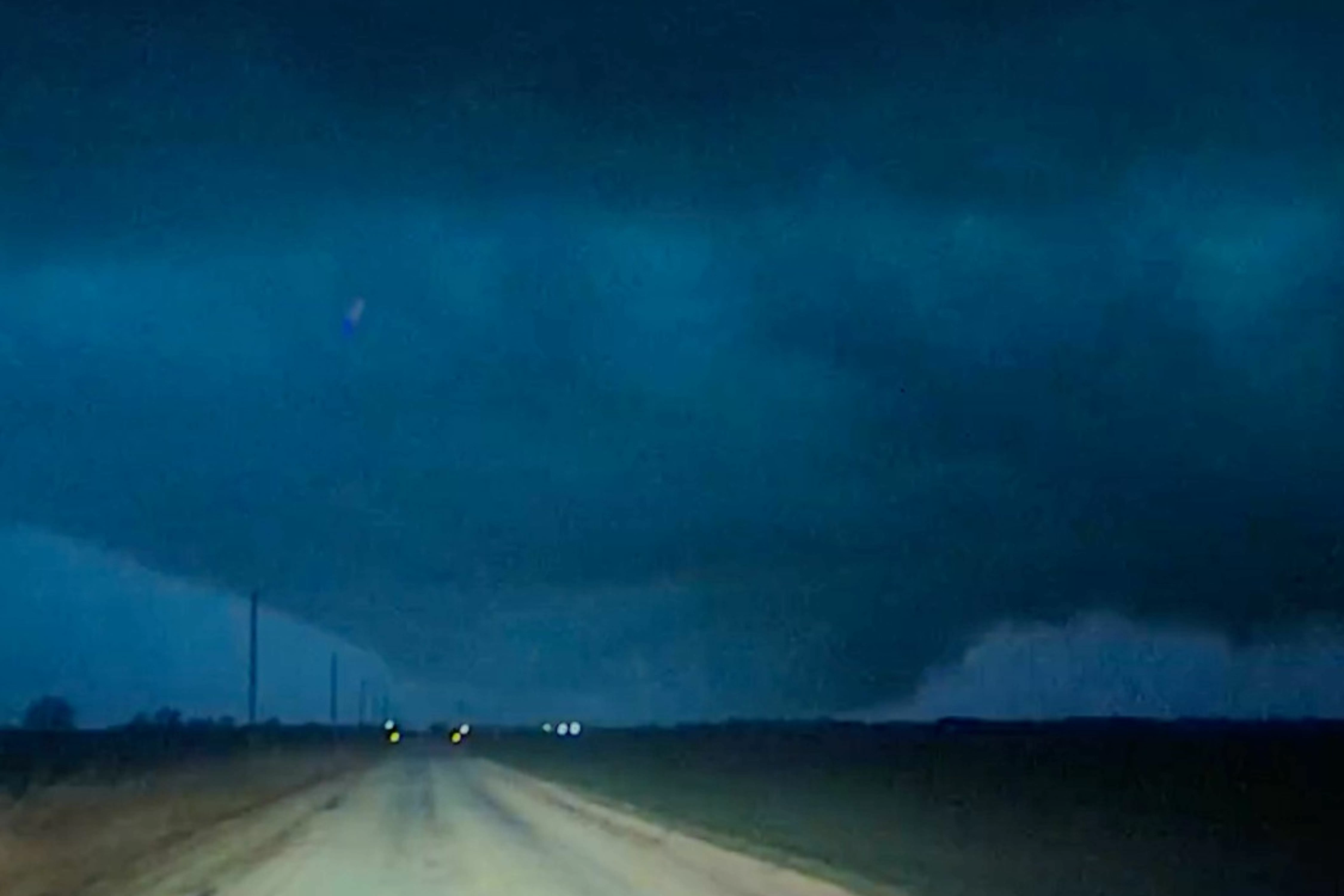 Oklahoma Tornado: Two Dead as Storms, Hail Set to Hit This Weekend