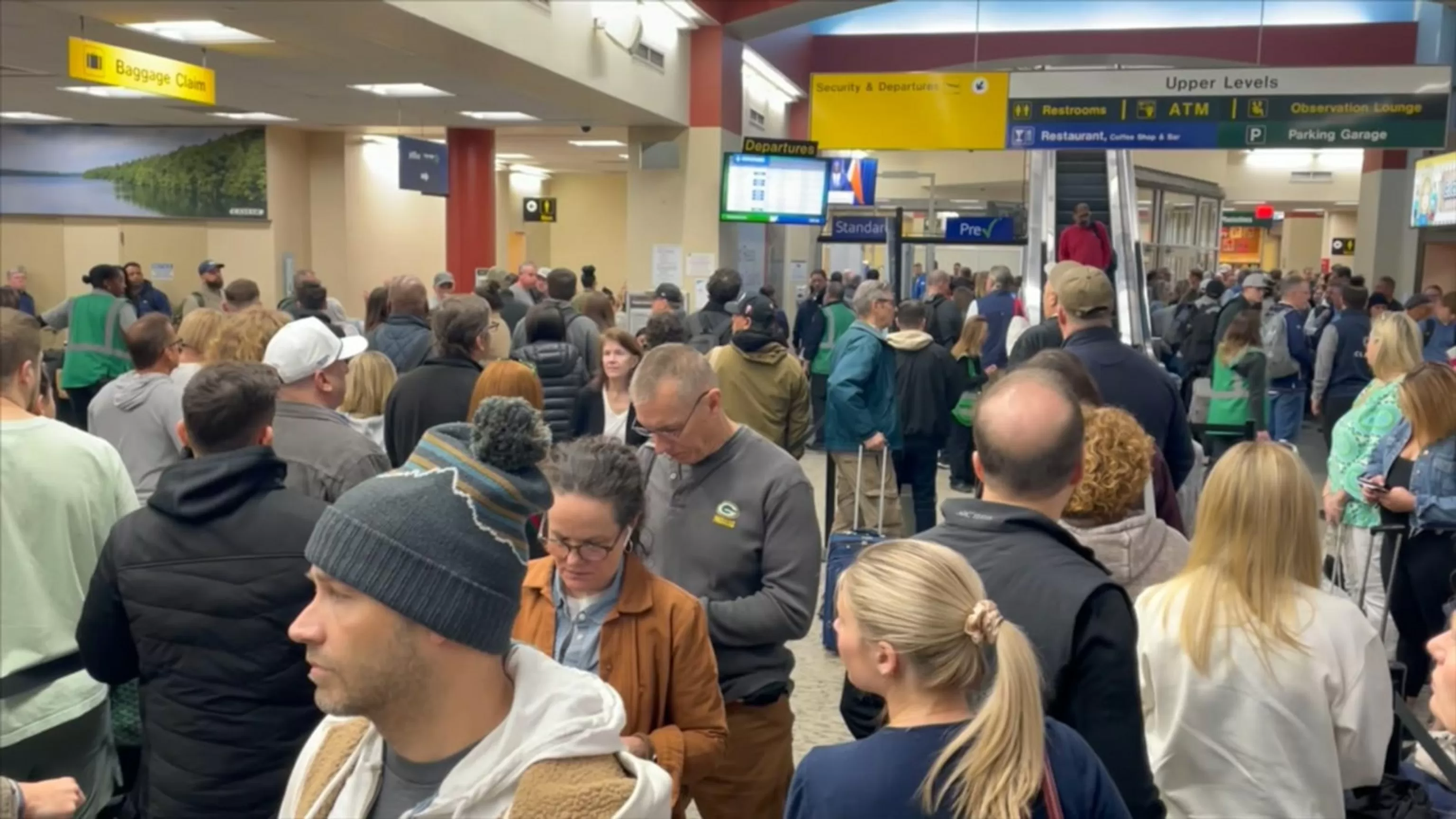 WATCH: Airports experience delays as TSA workers go another week without pay