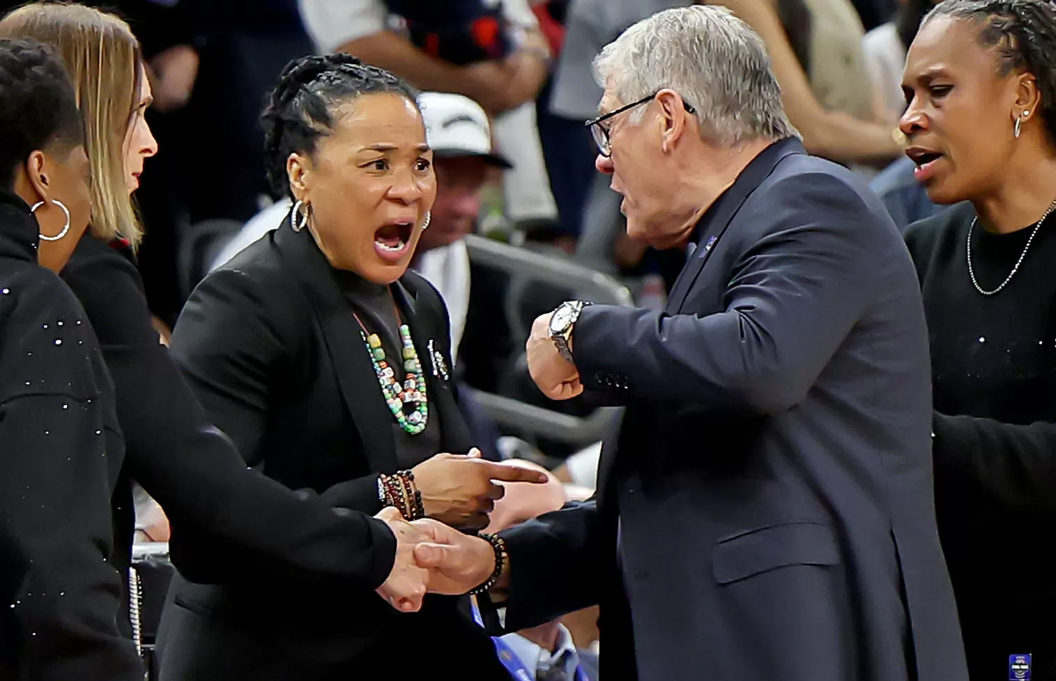 Dawn Staley Heard Threatening Geno Auriemma After South Carolina's Win vs UConn