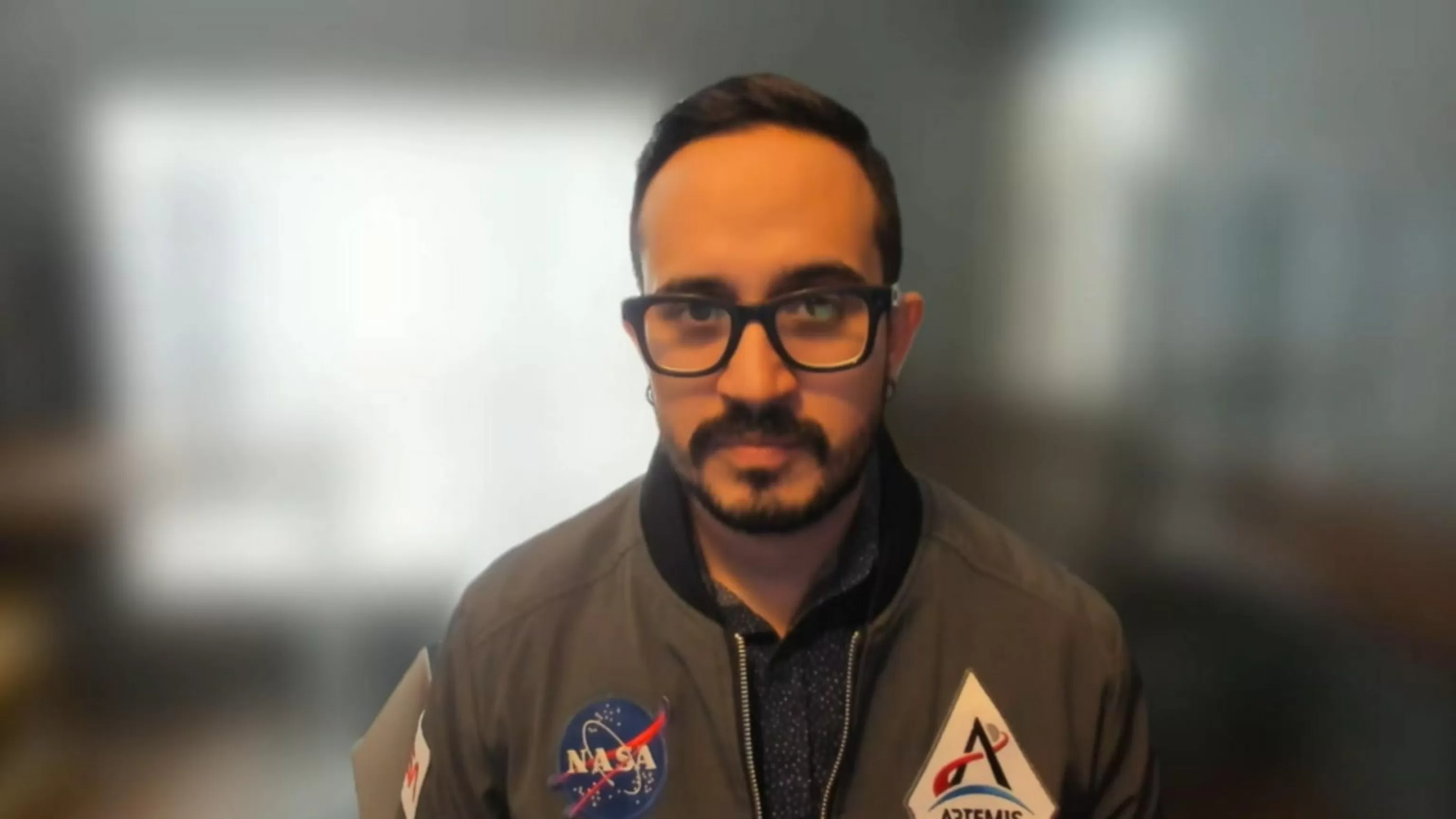 WATCH: Comms blackout expected during Artemis II flyby