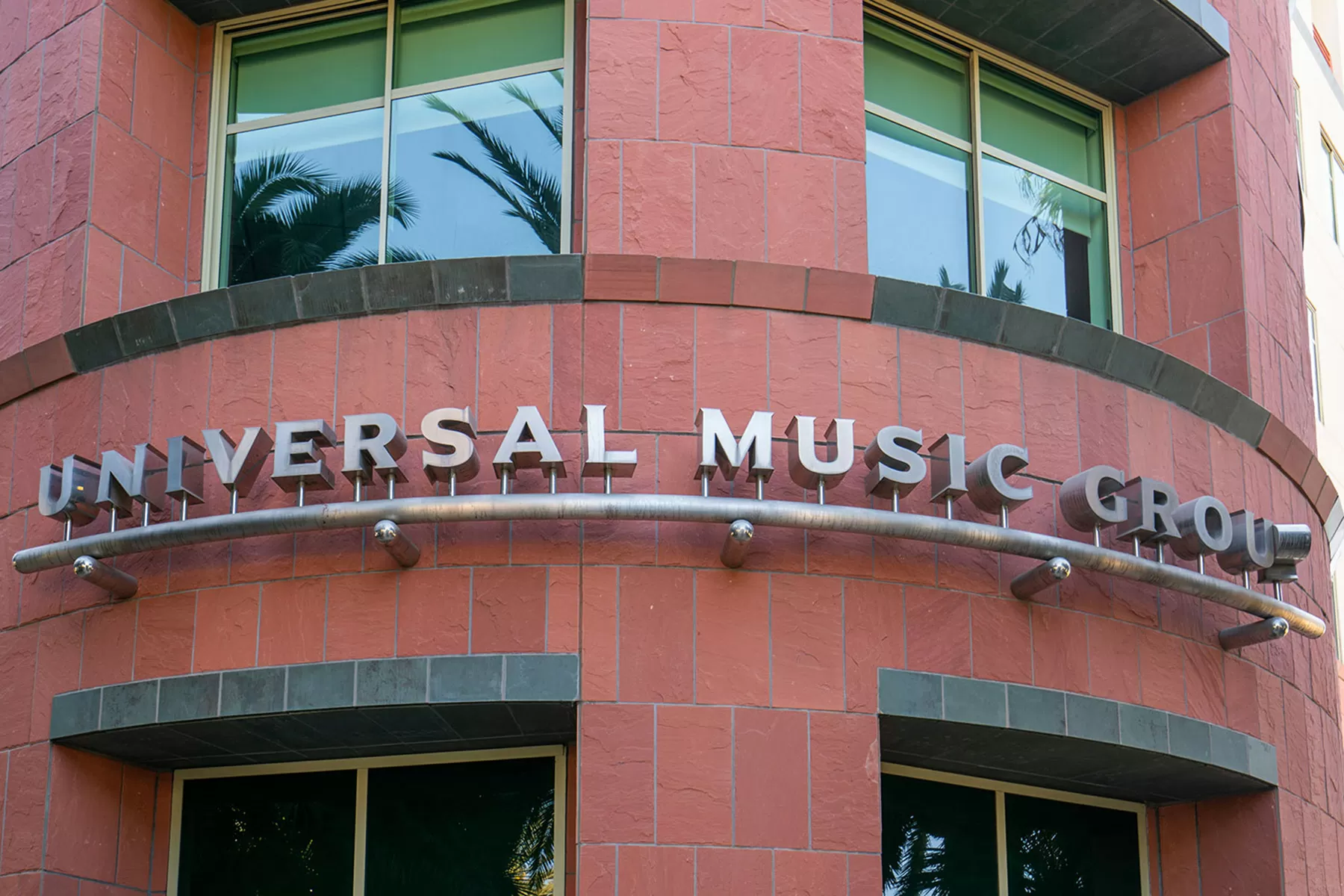 UMG Settles $500M Lawsuit Against Believe & TuneCore Claiming Fake Songs by ‘Kendrik Laamar’