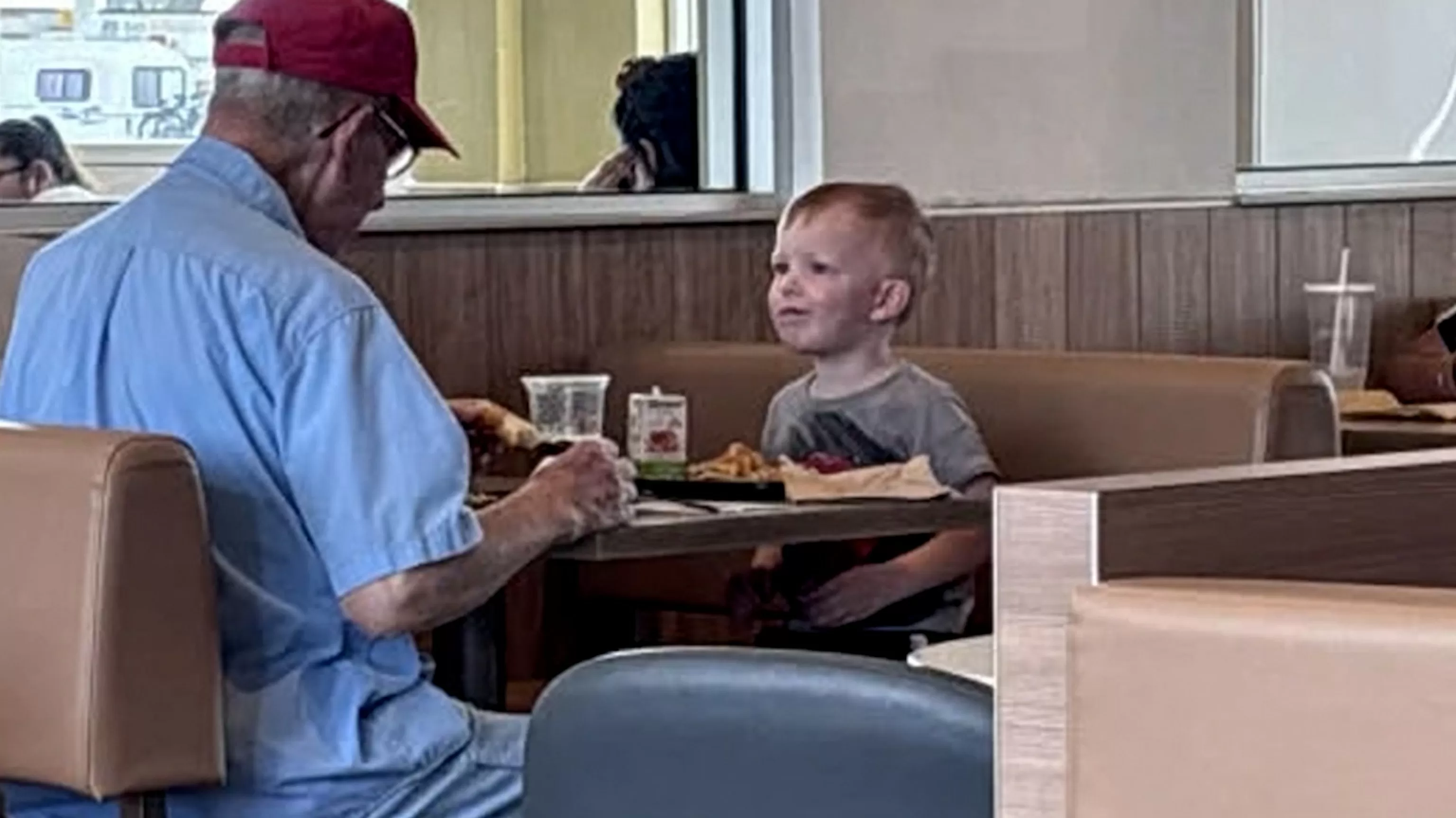 WATCH: Toddler joins veteran for breakfast sparking emotional responses
