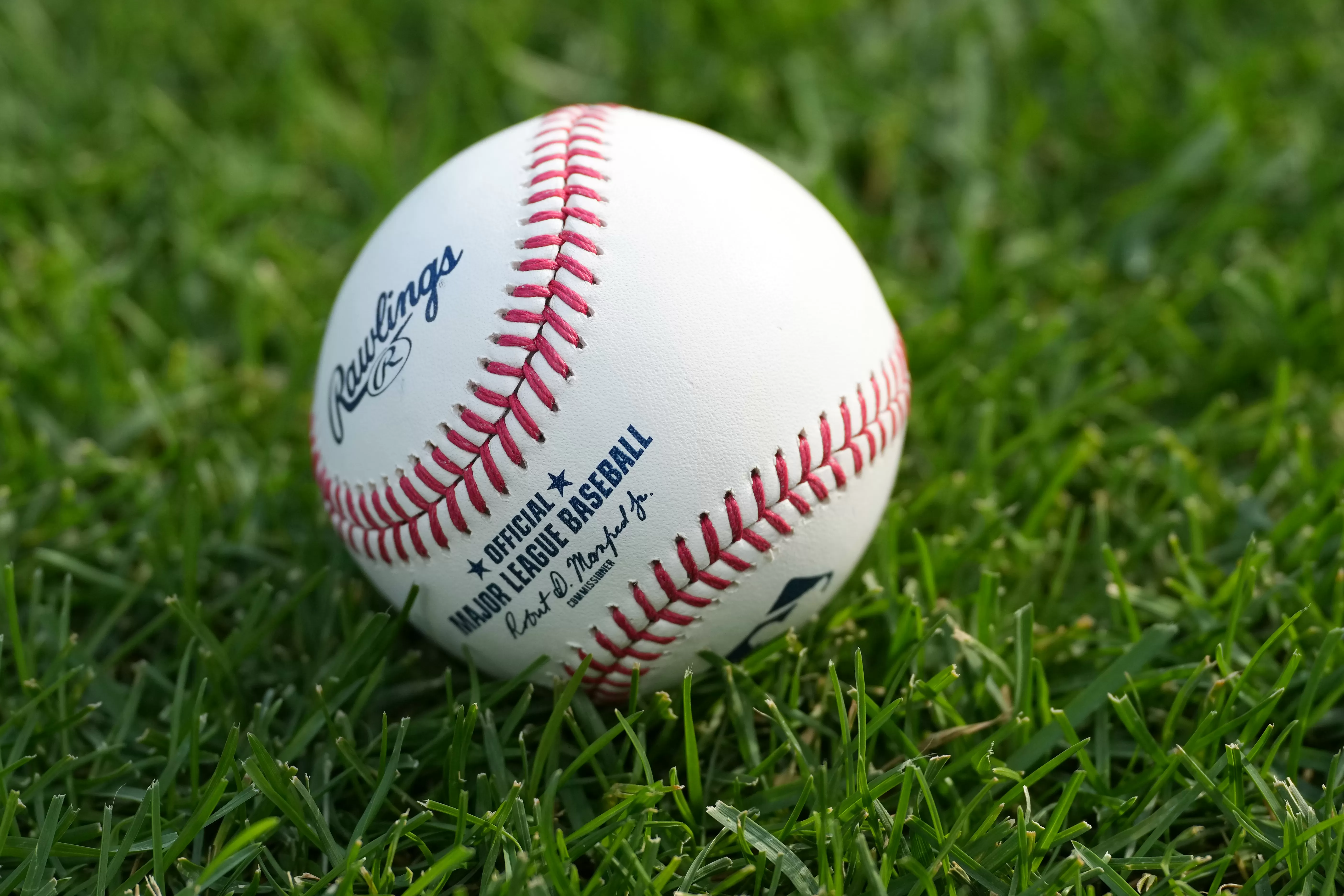 Baseball Player’s Wild Home Run Bounces Off Opponent’s Head — Watch It Here