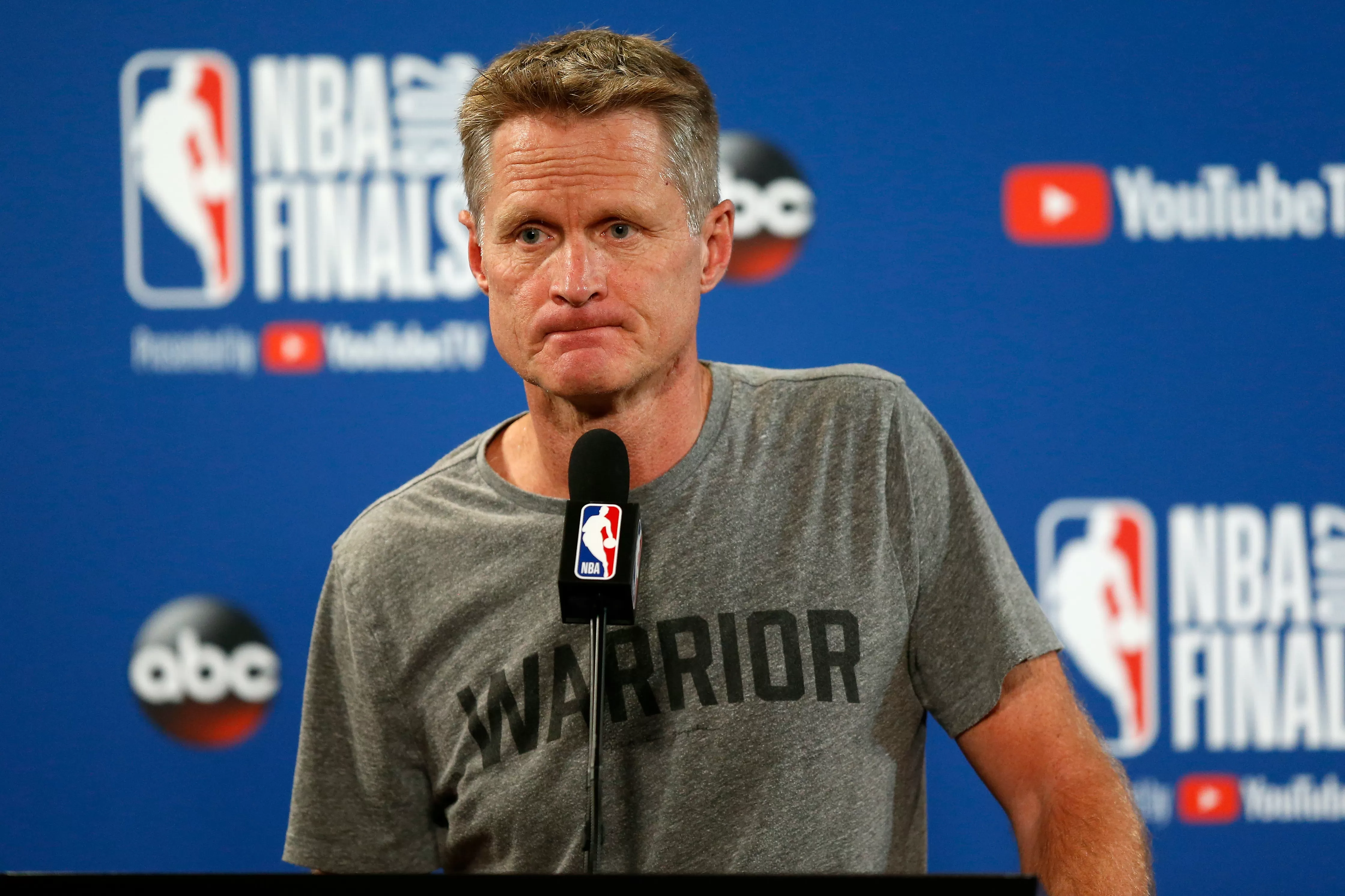 Golden State Warriors Announce Massive Injury Report For Spurs Game