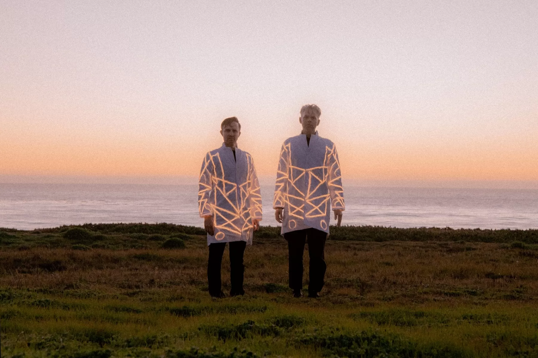 PNAU Returns With Playful ‘Tu Corazón (Your Heart)’ Featuring The Warning: Stream It Now