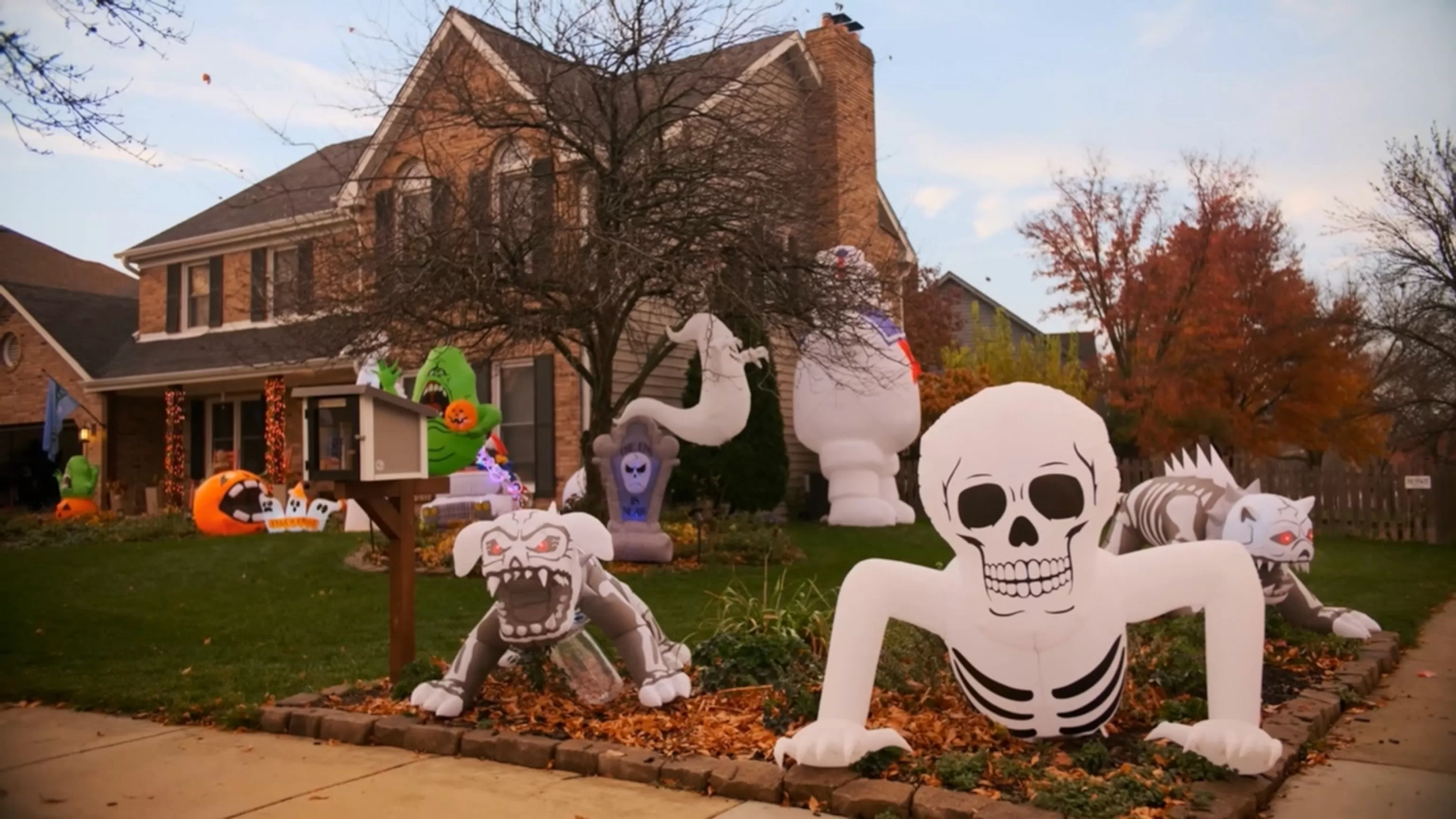 WATCH: Halloween in April?