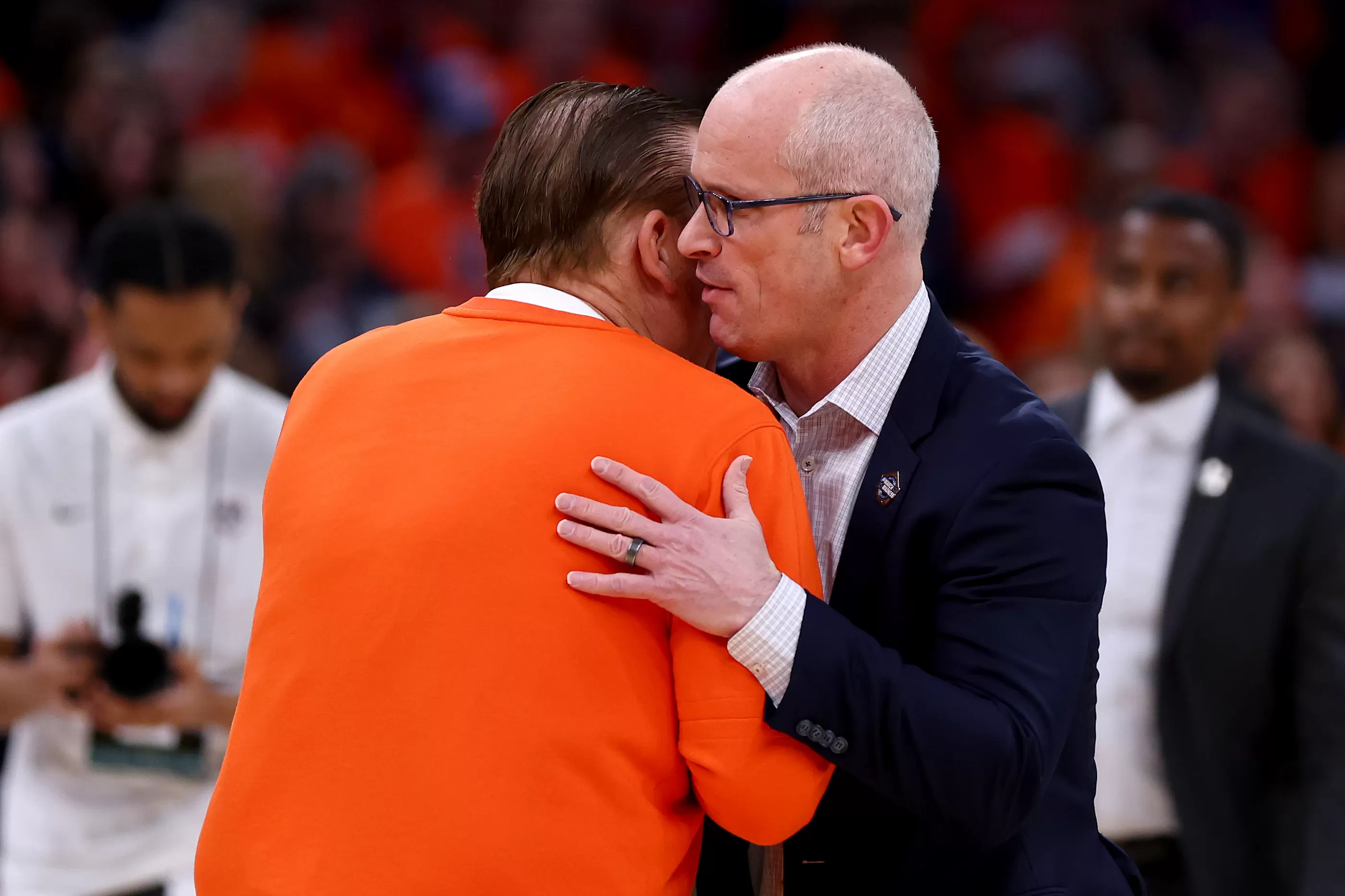 Dan Hurley’s Surprising Text to Brad Underwood Surfaces Before Final Four