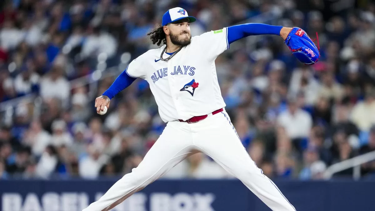 Blue Jays Urged to Sign Former Red Sox Pitcher to Replace Cody Ponce