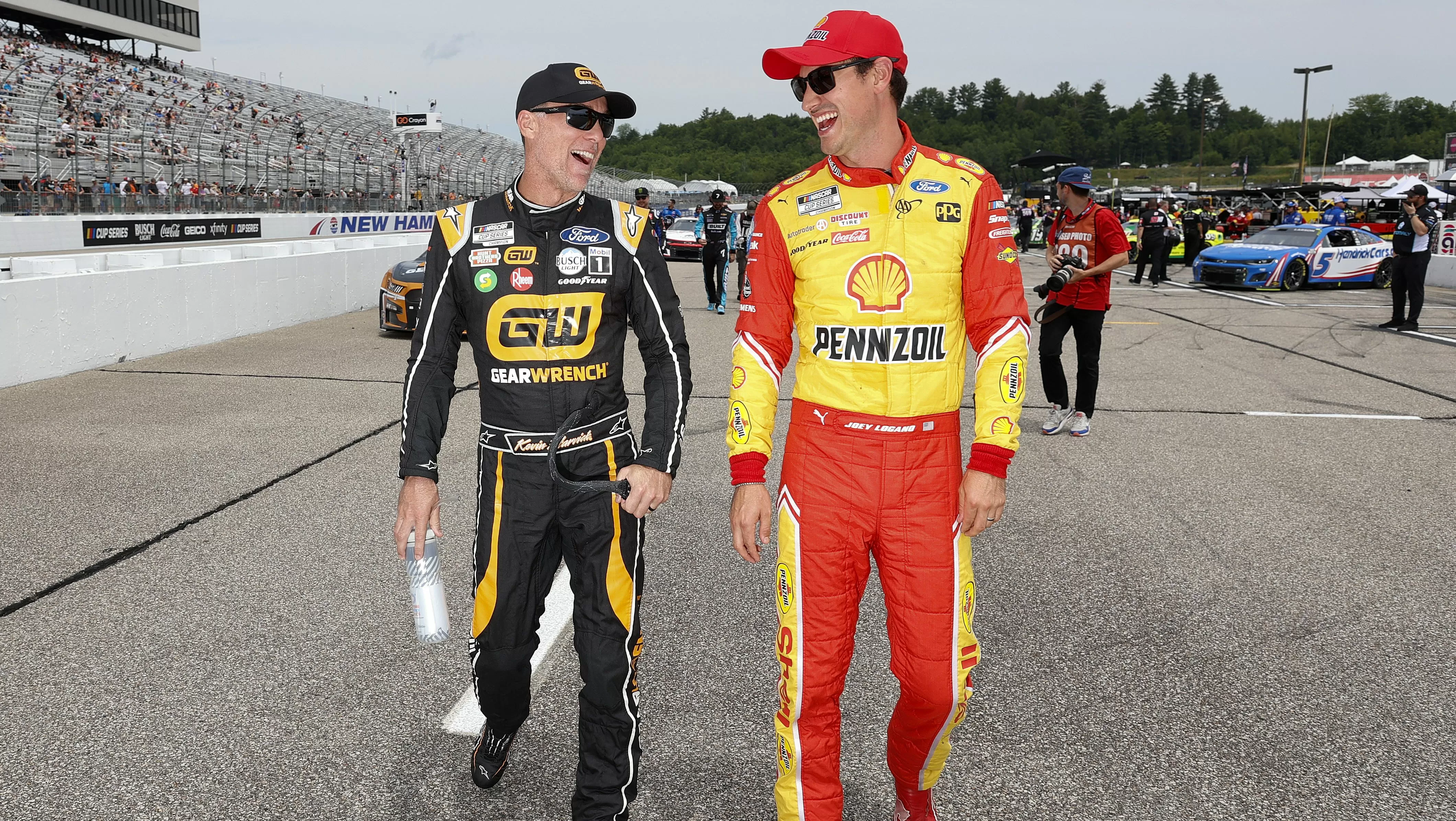 Kevin Harvick Breaks Down Joey Logano’s Struggles as NASCAR Chase Format Looms
