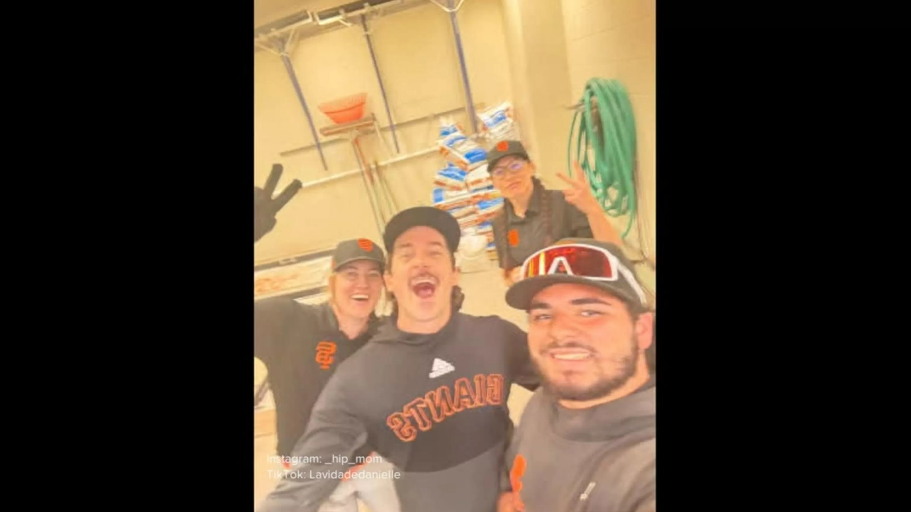 WATCH: David Muir shares San Francisco Giants' surprise for fan who dropped phone at game